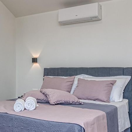 Rooms Nilda Musalez Екстер'єр фото