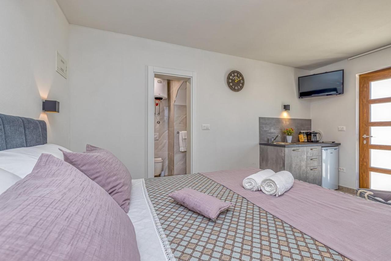 Rooms Nilda Musalez Екстер'єр фото